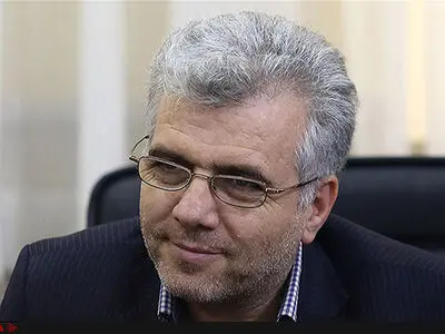تمامی برندهای موبایل تا پایان سال جاری مشمول رجیستری می‌شوند/ غیر فعال شدن موبایل‌هایی که در شبکه رجیستر شده بودند، کذب است