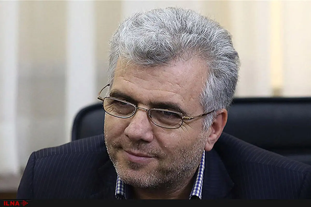 تمامی برندهای موبایل تا پایان سال جاری مشمول رجیستری می‌شوند/ غیر فعال شدن موبایل‌هایی که در شبکه رجیستر شده بودند، کذب است