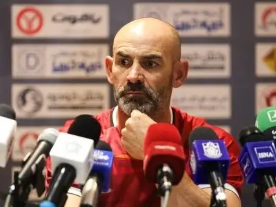 خمز: به فشردگی مسابقات عادت داریم/ مقابل یک تیم سرسخت بازی خواهیم کرد
