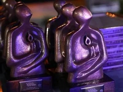 معرفی نامزدهای نهایی چهره سال 1404 هنر انقلاب اسلامی استان مرکزی