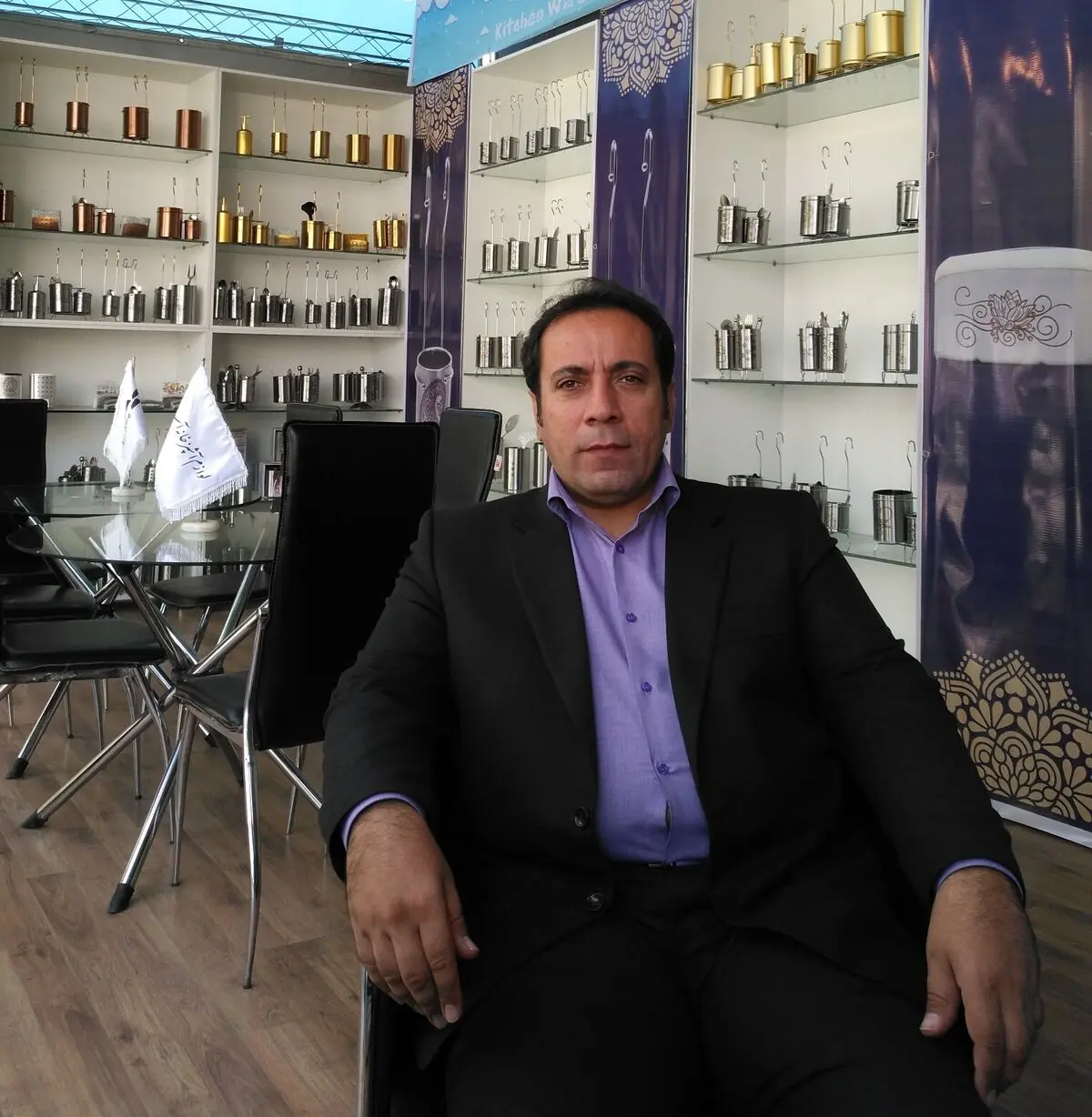 کمبود نقدینگی و عدم همکاری بانک‌ها از عمده‌ترین مشکلات ماست