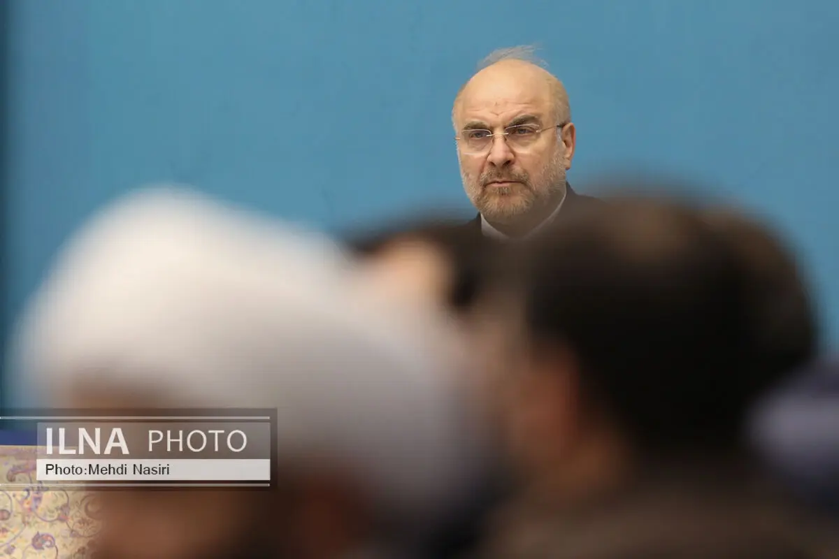 روزنامه اصولگرا: مشاور قالیباف برخلاف خود او ، حرفهای سخیف زده است