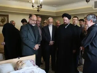 حضور سیدحسن خمینی در منزل آیت آلله خزعلی