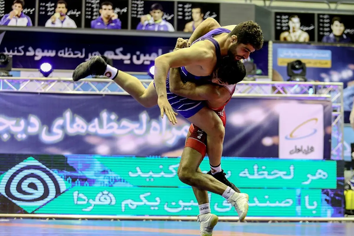  استقلال و دانشگاه آزاد راهی نیمه‌نهایی شدند(جدول)