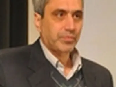 امروز به سربازان عرصه تولید و کار نیازمندیم