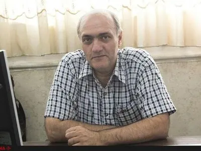 پروژکتور و سیستم صوتی را از هیات‌های تعزیه امانت می‌گیریم/یزد فقط سه سالن تئاتر دارد