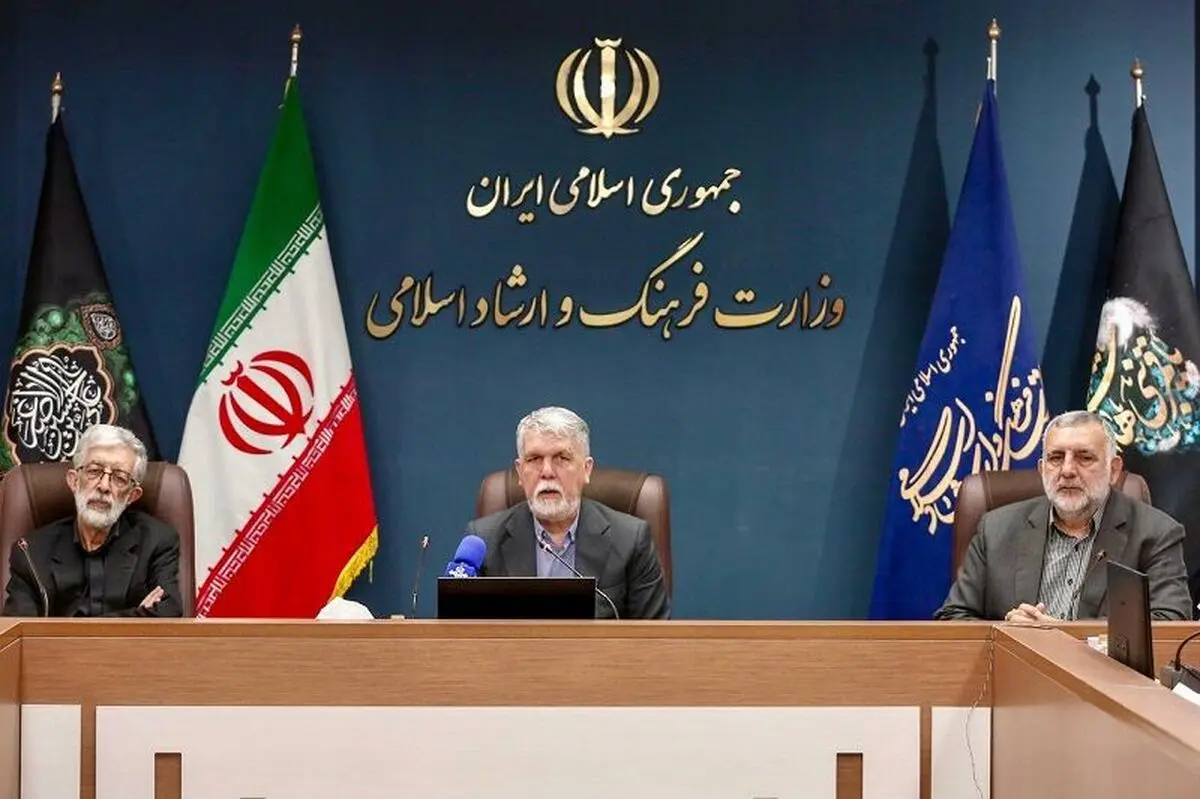 پاسداشت زبان فارسی را نباید تکلیف اداری و قانونی بدانیم