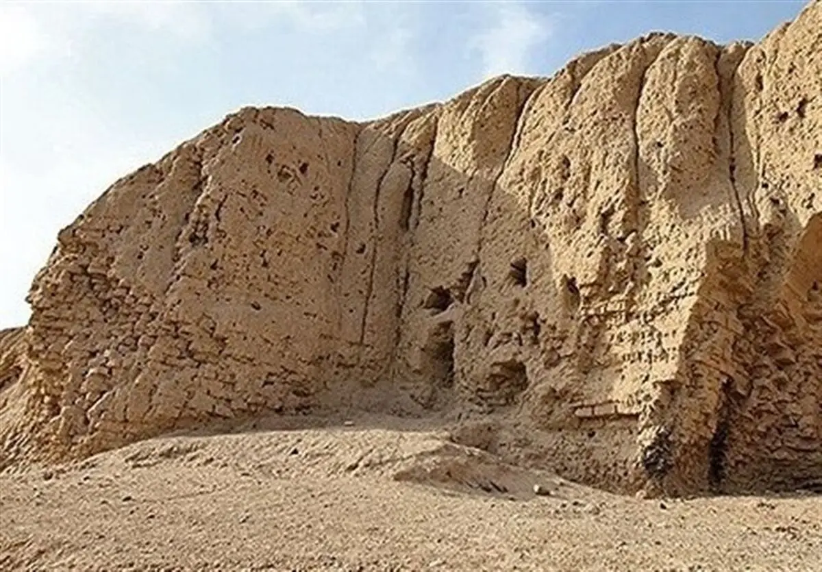 حفاری‌های غیرمجاز در قلعه‌ایرج تهران/ تهدید جدی نابودی پادگان دوره ساسانی