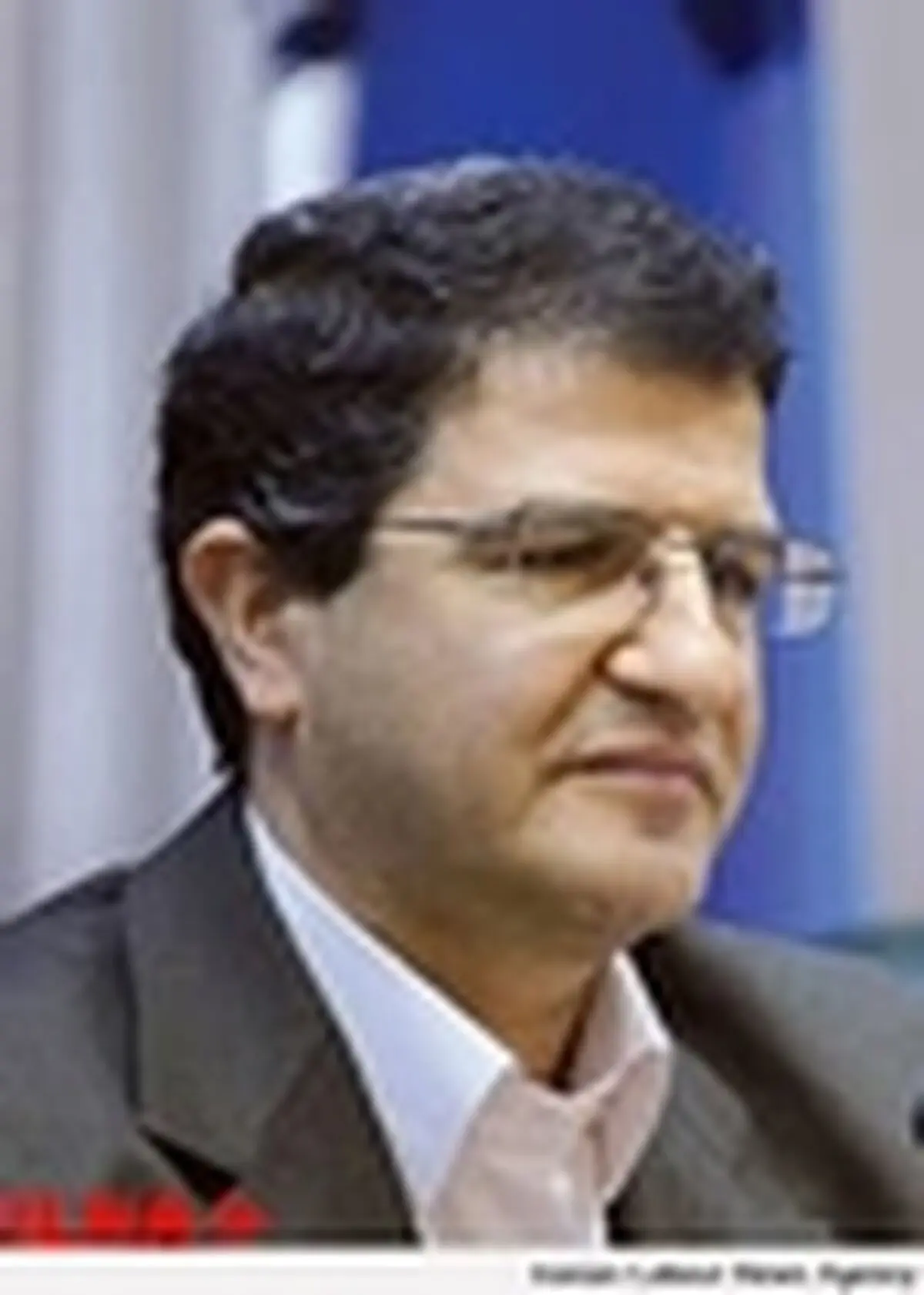 گروهی با کفن پوشی مجوز برای تعاونی اعتباری گرفتند / تشدید بنگاه‌داری، با دخالت دستوری بانک‌ها در بورس