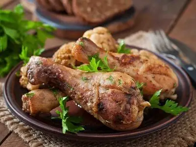 طرز تهیه مرغ دودی؛ طعم بی‌نظیر و فراموش نشدنی