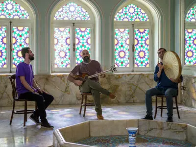 میدیا فرج‌نژاد با «تار و تاریخ» به سراسر ایران می‌رود/ اجرا در اماکن تاریخی شهرها