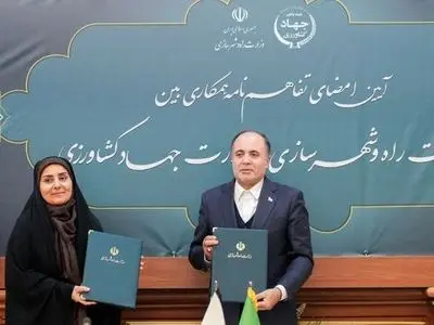 وزرای راه و جهادکشاورزی برای احداث ۱۰۰ هزار مسکن کارکنان جهاد، تفاهم‌نامه امضا کردند