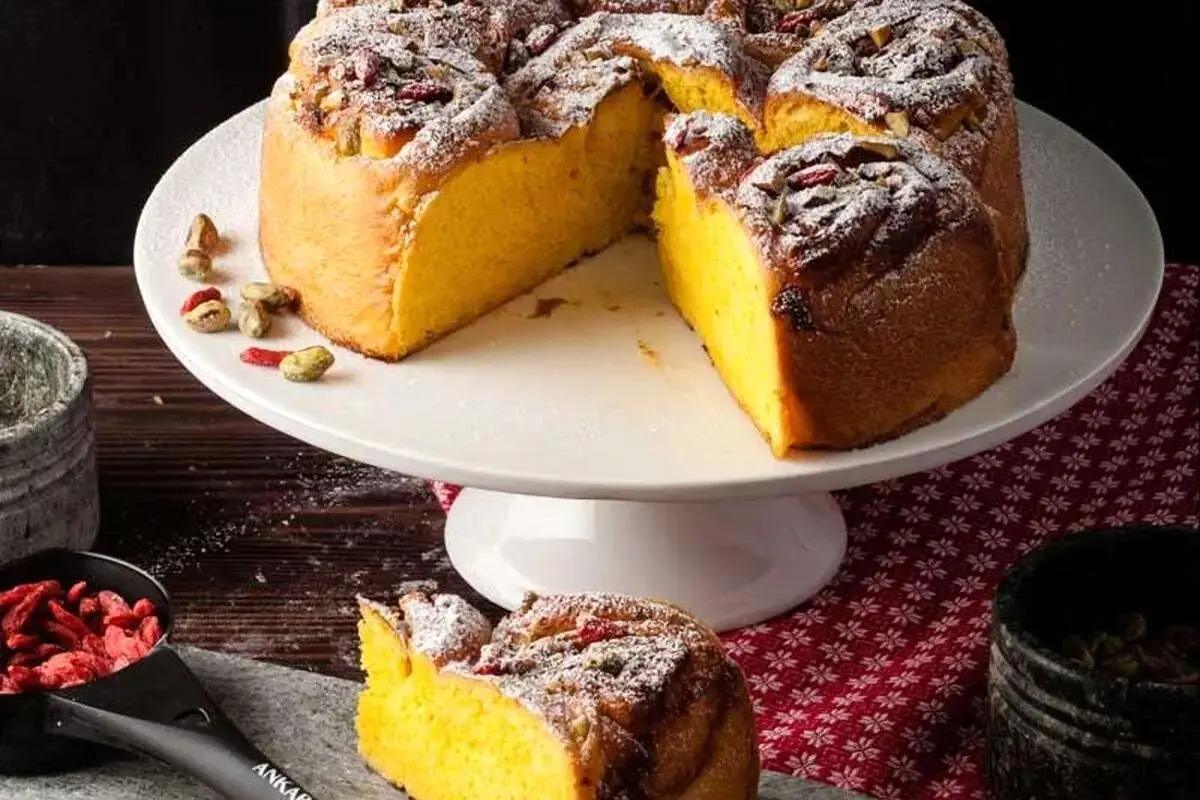 این کیک بوی بهارنارنج می‌دهد 