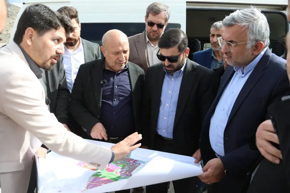 بازدید معاون دیپلماسی اقتصادی وزارت امور خارجه از محورهای مبادلاتی و بررسی روند تردد در مرز بازرگان