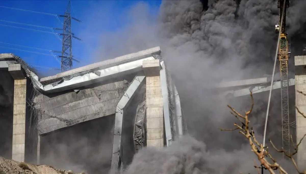 شهرداری کرج حمله به پلB1 را طرح شکایت و پیگیری بین‌المللی کند/عدم پرداخت به موقع سهم دولت دلیل تاخیر افتتاح پل بود