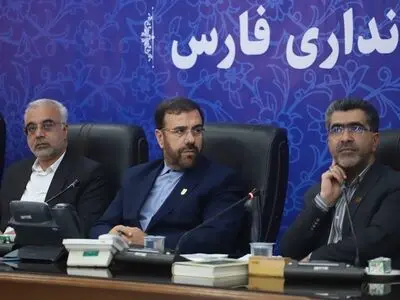 فارس ظرفیت این حجم از مهاجرین را ندارد/شرایط تحصیل دانش آموزان اتباع مجاز فراهم شود