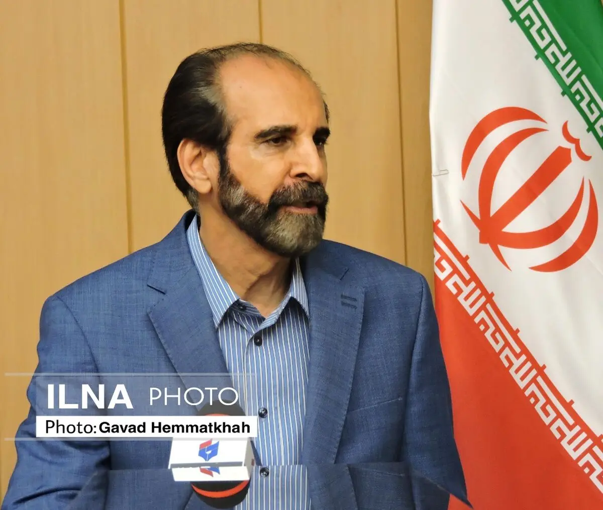 توقف تولید لباس فرم دانش اموزی در واحدهای زیر زمینی و غیر قانونی 