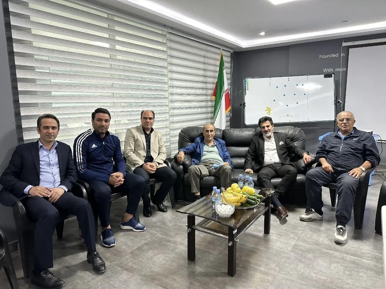 پایان اختلافات خطیر و نکونام در جلسه با پیشکسوتان