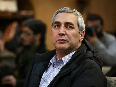 اینک وقت دفاع از حریمِ قُدسیِ این خاکِ پاکِ ایران است