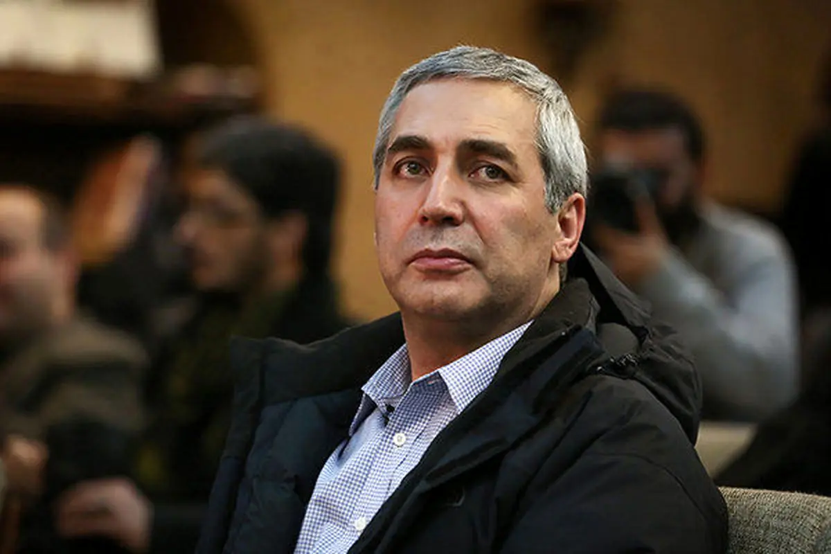اینک وقت دفاع از حریمِ قُدسیِ این خاکِ پاکِ ایران است
