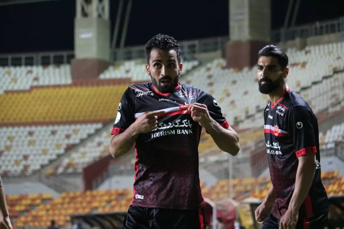 ویدیو: گل سوم پرسپولیس به نساجی توسط حامد پاکدل 
