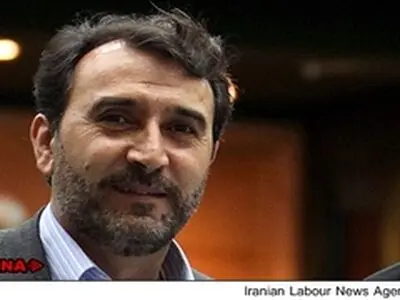 اعلام اسامی نمایندگان پول گرفته از رحیمی به صلاح کشور است