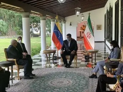 گزارش ظریف از دیدارها و سخنرانی خود در ونزوئلا