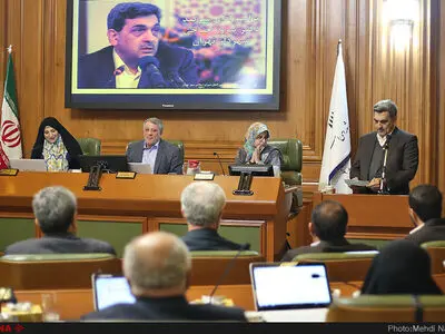 پیروز حناچی سوگند خورد/«تهران، شهری برای همه» شعار شهردار جدید+متن سوگند و فیلم