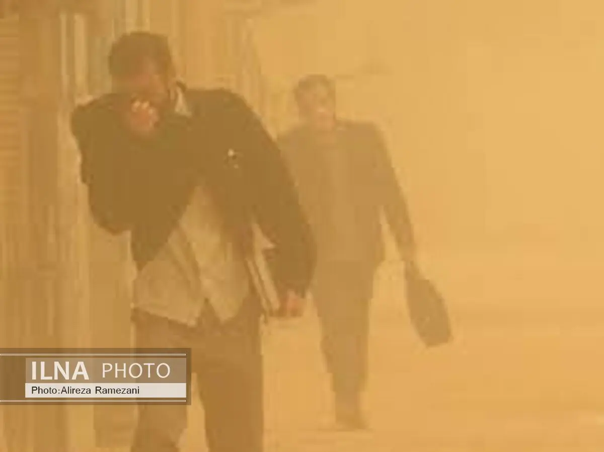 وزش باد شدید و گرد و خاک در شرق و مرکز کشور