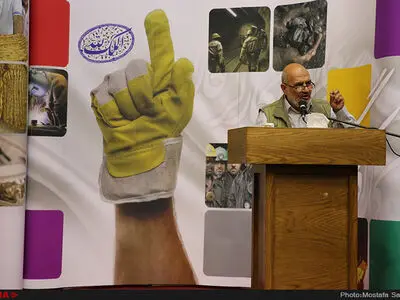 کارگران روی حرف رئیس جمهور حساب باز کرده‌اند/ دولت لایحه اصلاح قانون کار را پس بگیرد