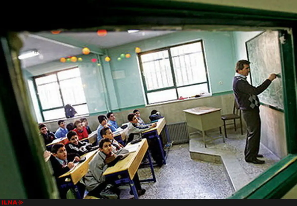 اعتراض ۱۴۰ هزار فرهنگی به بودجه ۹۶ آموزش و پرورش/ رتبه‌بندی و پاداش بازنشستگان بدون اعتبار!