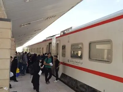 انطلاق قطار لنقل زوار ایران من البصرة صوب کربلاء