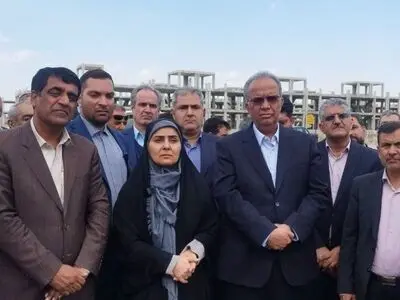 وزیر راه و شهرسازی از پروژه‌های نهضت ملی مسکن سراوان بازدید کرد