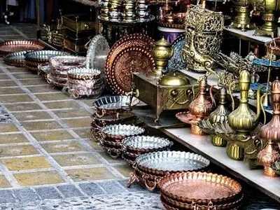 فروش ۱۲ میلیارد تومانی صنایع دستی یزد در نوروز/  بازارچه‌های صنایع دستی جاذبه مکمل گردشگری است 