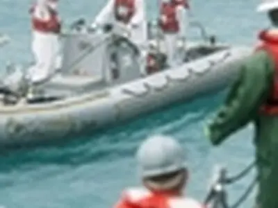 یک کشتی نظامی سنگاپوری لاشه هواپیمای مالزیایی را پیدا کرد