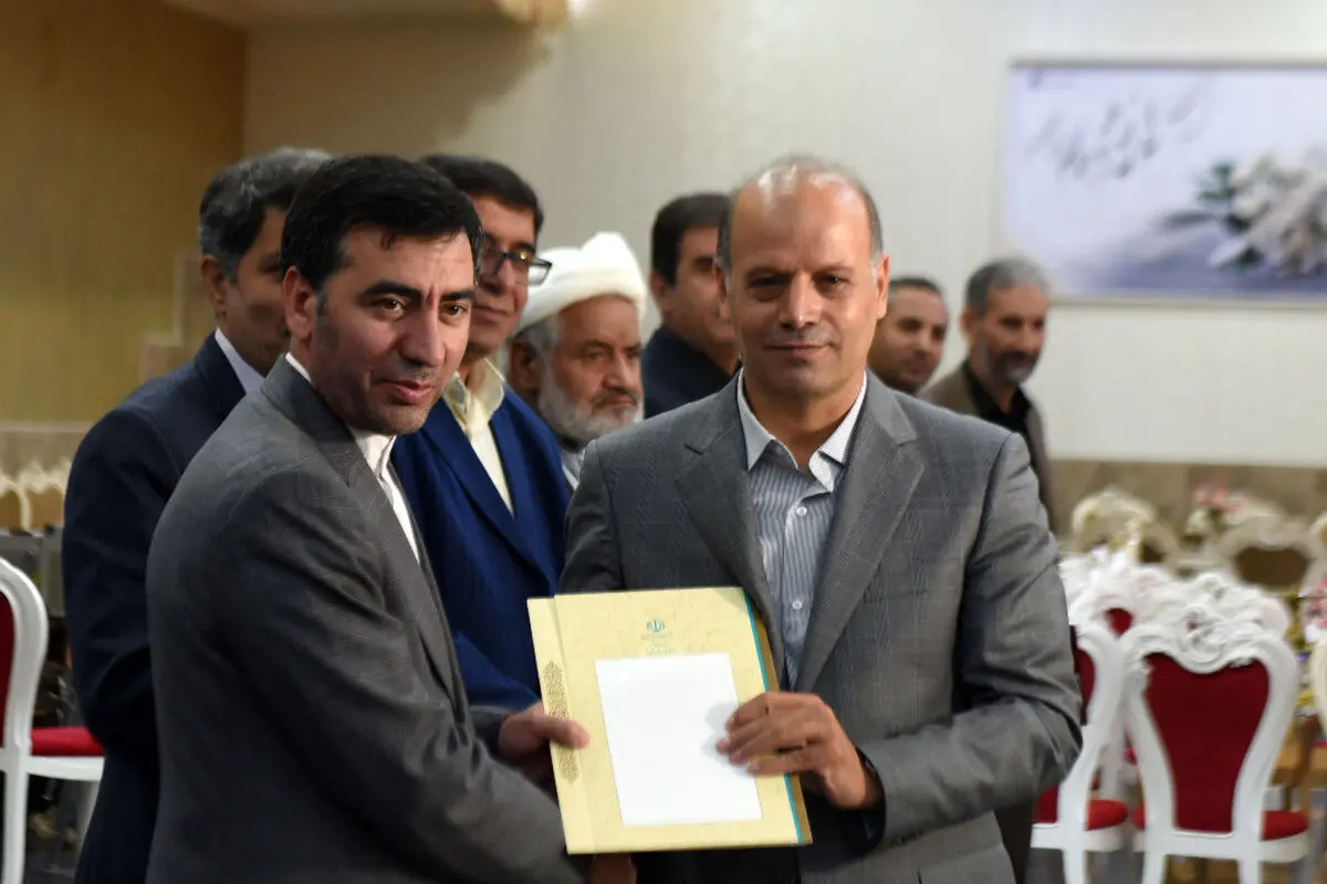 ساخت و ساز غیرمجاز، خط قرمز است 