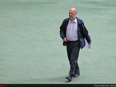 فردی دردآشنا از جنس کارگران، وزیر کار شود 