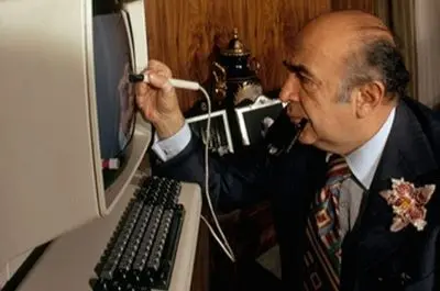 هویدا شخصیتی تکرار ناشدنی است/ روایتی بدون سوگیری ارایه دادیم