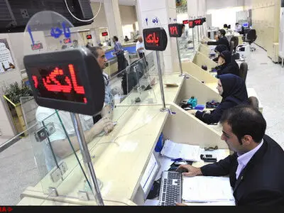 ادغام بانک‌ها می‌تواند مشکل کفایت سرمایه را حل کند/ بنگاه‌های کوچک به بازار غیرمتشکل هدایت شده‌اند
