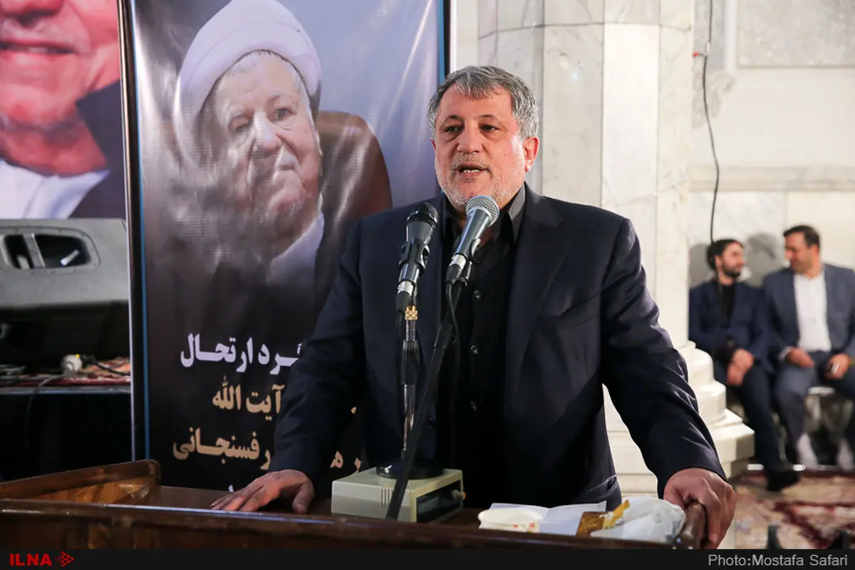 مرحوم هاشمی معتقد بود با حل مشکلات داخلی، مشکلات جهان اسلام رفع میشود