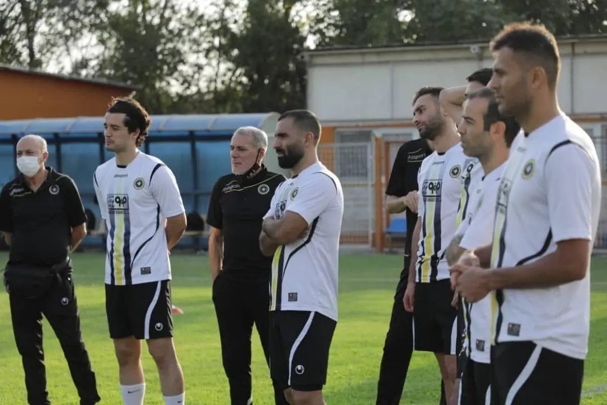 تمرین شاد و سرحال سپاهانی‌ها پیش از مصاف با استقلال (ویدیو)