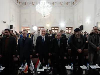 رودکی اقتدار زبان فارسی را بازگرداند