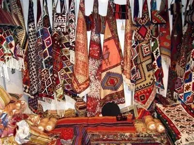 درخشش ۲۱۶ هنرمند از سراسر کشور در نمایشگاه صنایع‌دستی کرمانشاه