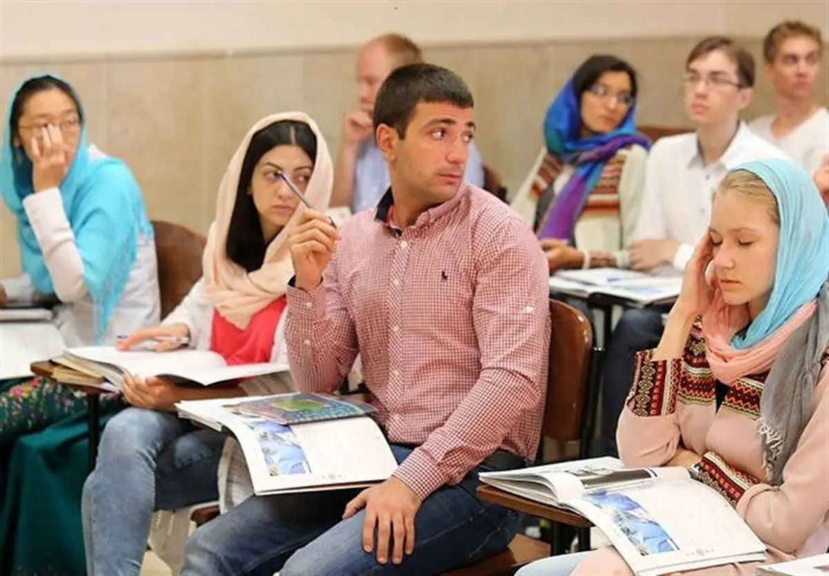 ۹۰ هزار دانشجوی خارجی داریم/ به دانشجویان غیرایرانی اینترنت رایگان داده می‌شود/ حمایت ویژه  از تحصیل اتباع افغانستانی در کشور