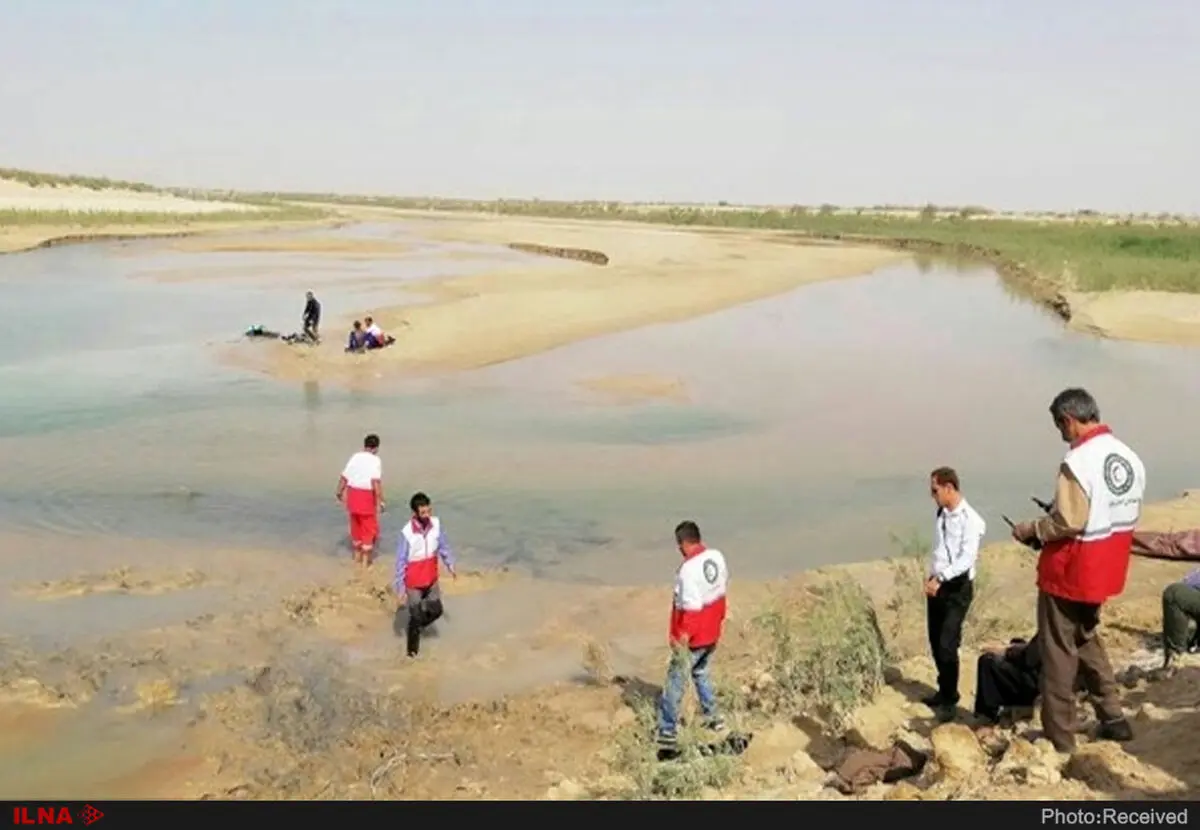 امدادرسانی نجاتگران هلال احمر خوزستان به سیل زدگان اخیر استان