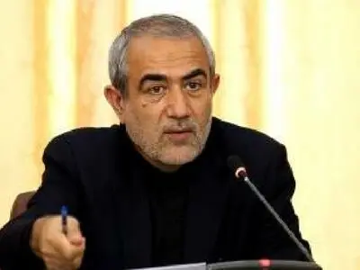  هیچ مدیری حق شکایت از رسانه‌ها را ندارد