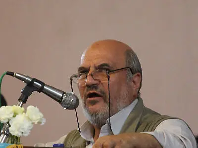 سایه دولت بر مناسبات كارگری سنگینی می‌كند