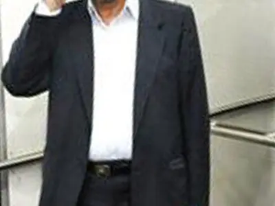 دولت برای جبران كسری بودجه اقدام غیر قانونی انجام ندهد