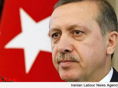 عکس دیده نشده اردوغان در مقام امام جماعت