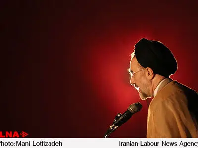 تصاویر سیدمحمد خاتمی در نمایش خصوصی فیلم گذشته